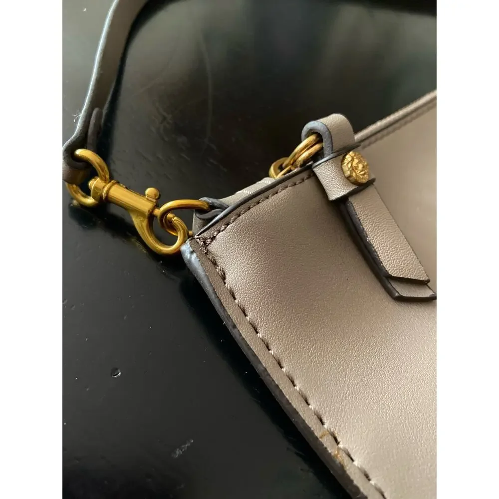 ANNE KLEIN Taupe Faux Leather Wristlet/Handbag sz OS